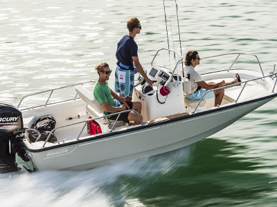 2025 Boston Whaler Montauk 150 Montauk