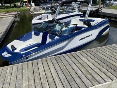 MasterCraft-NXT24-LH-24149-1