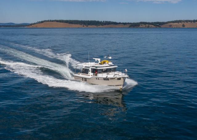 2025 Ranger Tugs  R-43 S